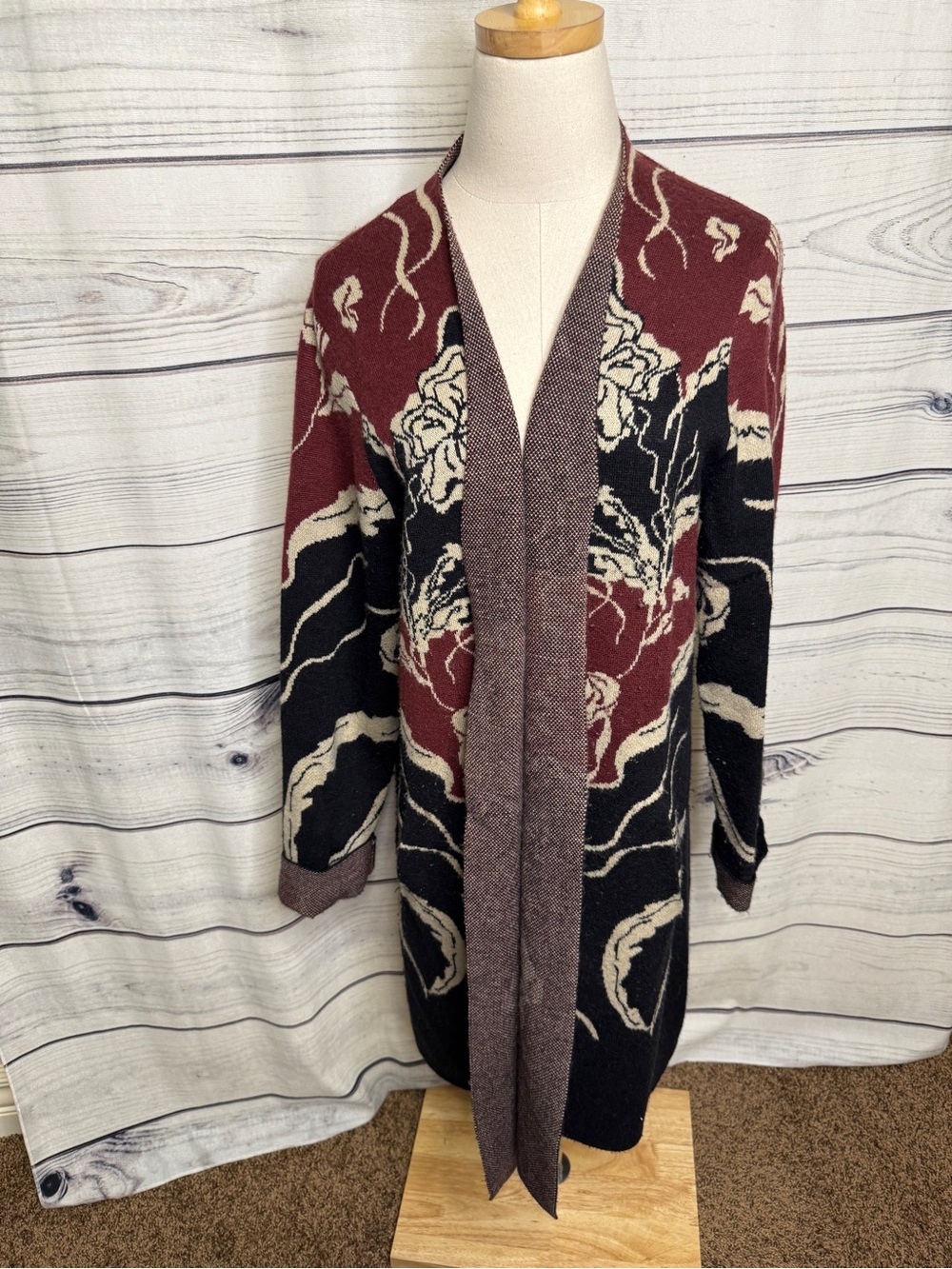 NorthStyle Floral Open-Front Long Cardigan in Burgundy, Black & Cream